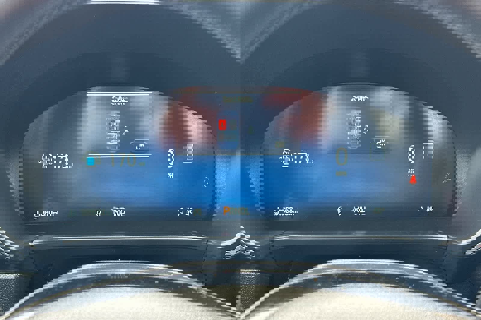 Certified 2025 Ford Escape Platinum image 25