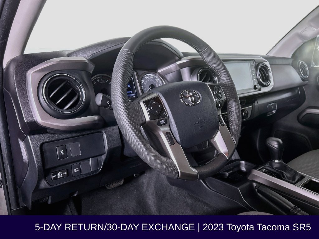 Used 2023 Toyota Tacoma SR5 AWD/4WD image 11