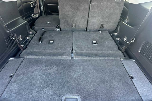 Certified 2022 Ford Explorer XLT w/ Equipment Group 202A image 14