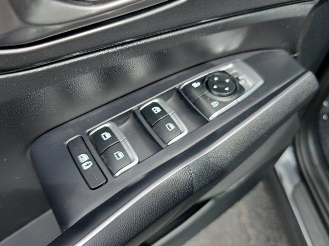 Used 2023 Kia Sorento S image 20