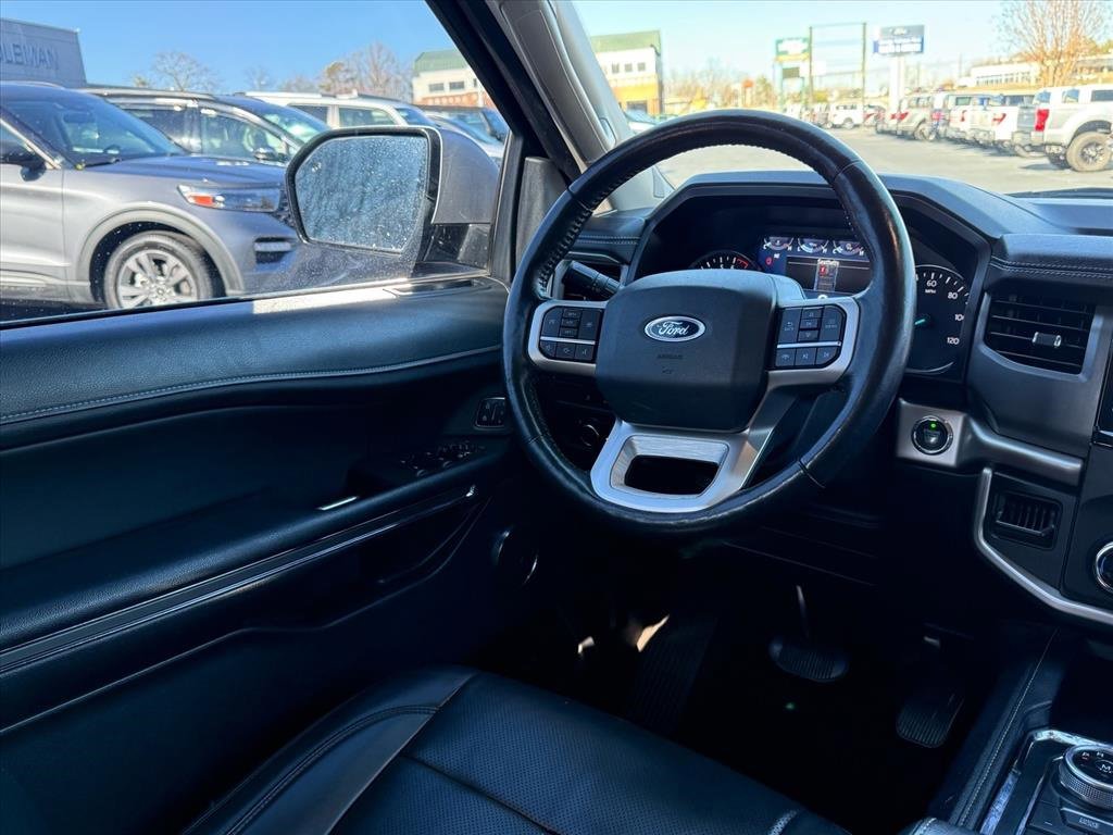 Certified 2023 Ford Expedition Max XLT image 11