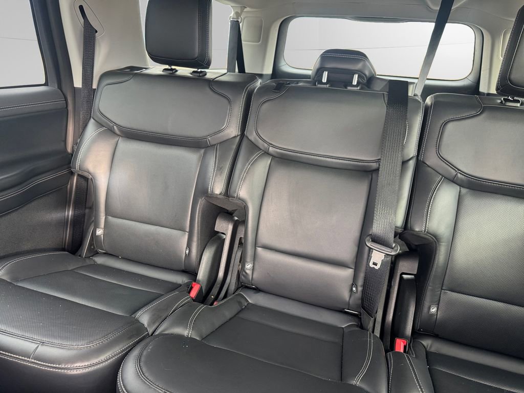 Certified 2025 Ford Expedition Max Platinum image 14