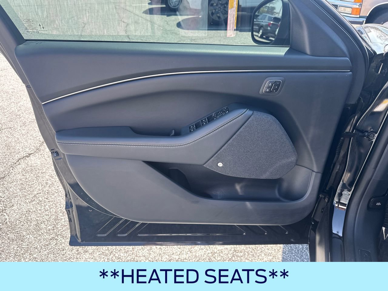 Certified 2025 Ford Mustang Mach-E Premium image 11