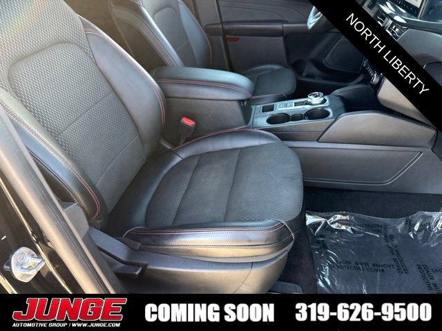Certified 2023 Ford Escape ST-Line w/ Tech Pack #1 AWD/4WD image 21