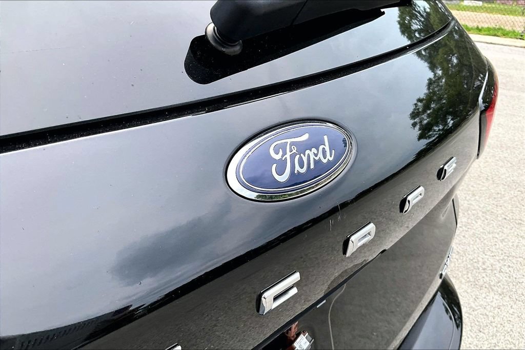 Certified 2024 Ford Escape ST-Line w/ Tech Pack #1 AWD/4WD image 31