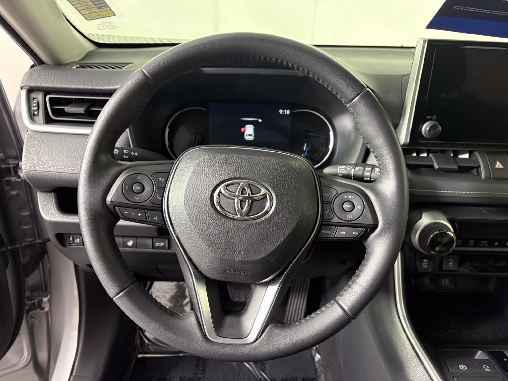Used 2024 Toyota RAV4 XLE w/ Convenience Package AWD/4WD image 16