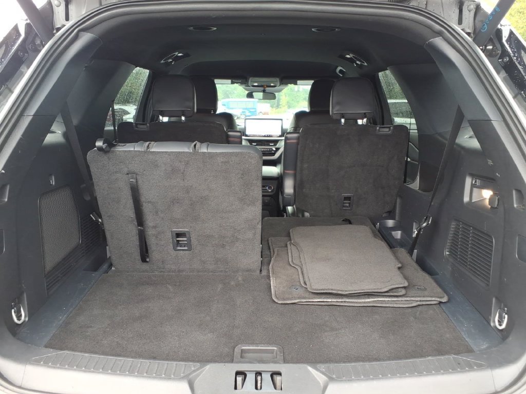 Certified 2026 Ford Explorer ST-Line AWD/4WD image 30