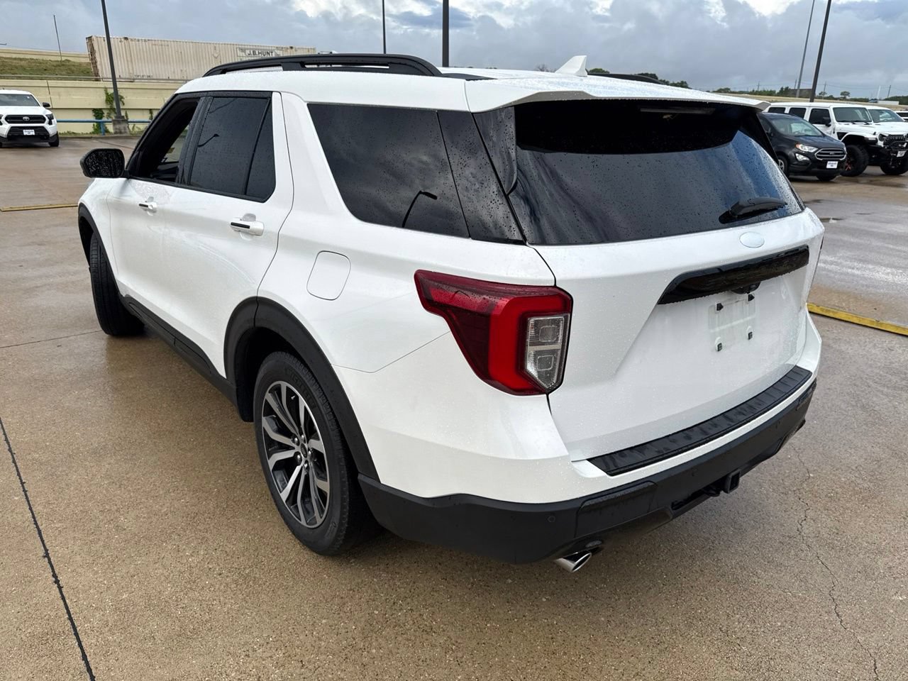 Certified 2023 Ford Explorer ST-Line w/ Class IV Trailer Tow Package RWD image 7