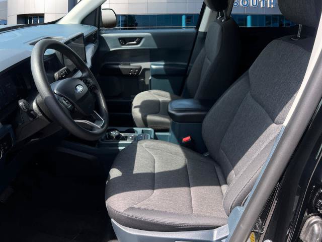 Certified 2025 Ford Maverick XLT w/ Black Appearance Package AWD/4WD image 10