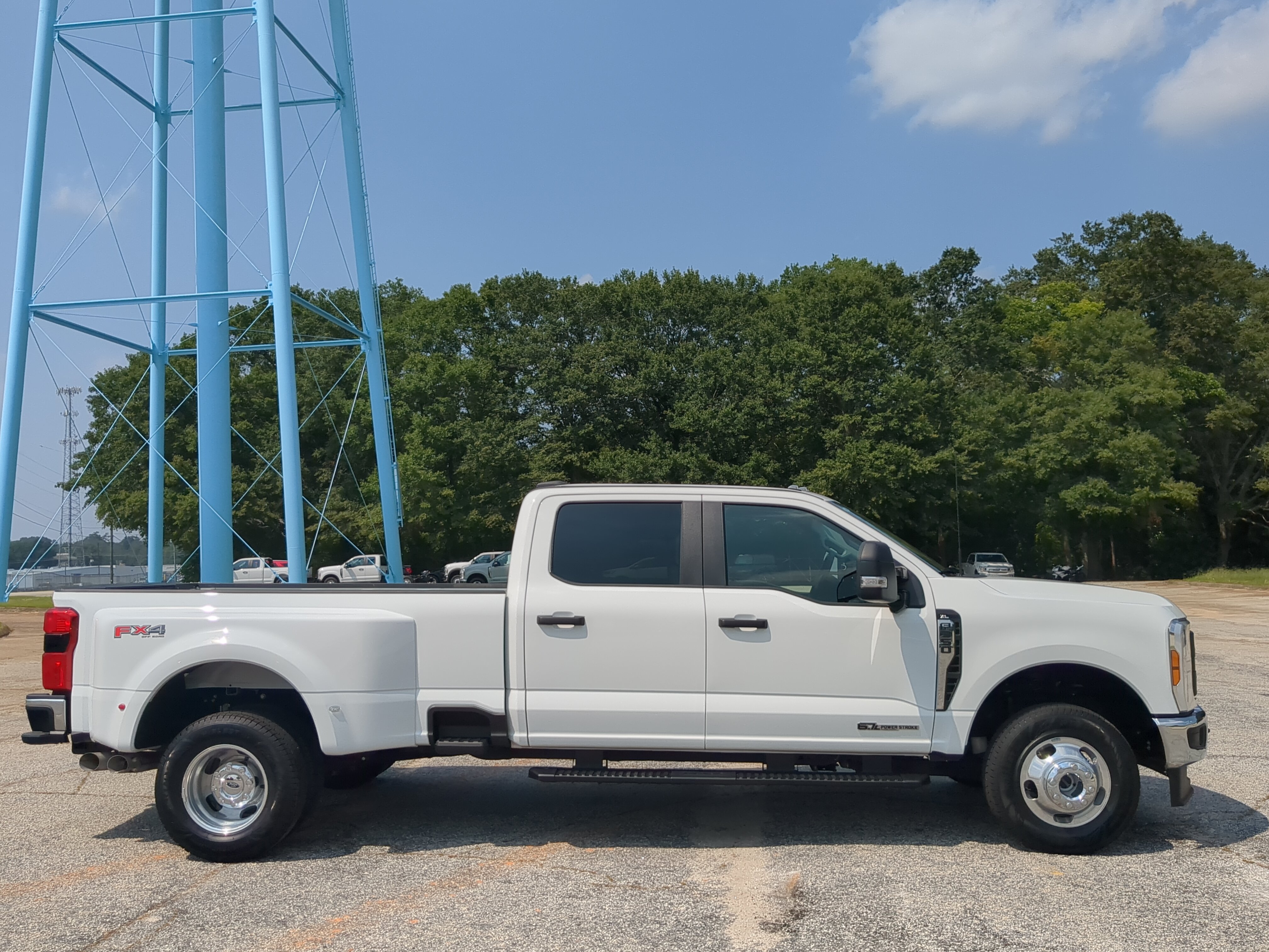 Certified 2025 Ford F350 XL w/ 360-Degree Camera Package AWD/4WD image 2