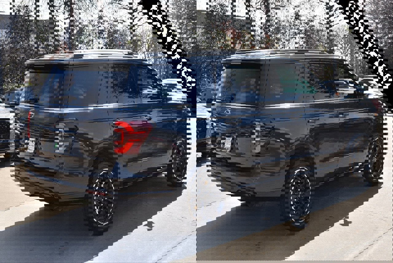 Certified 2023 Ford Expedition Limited image 8