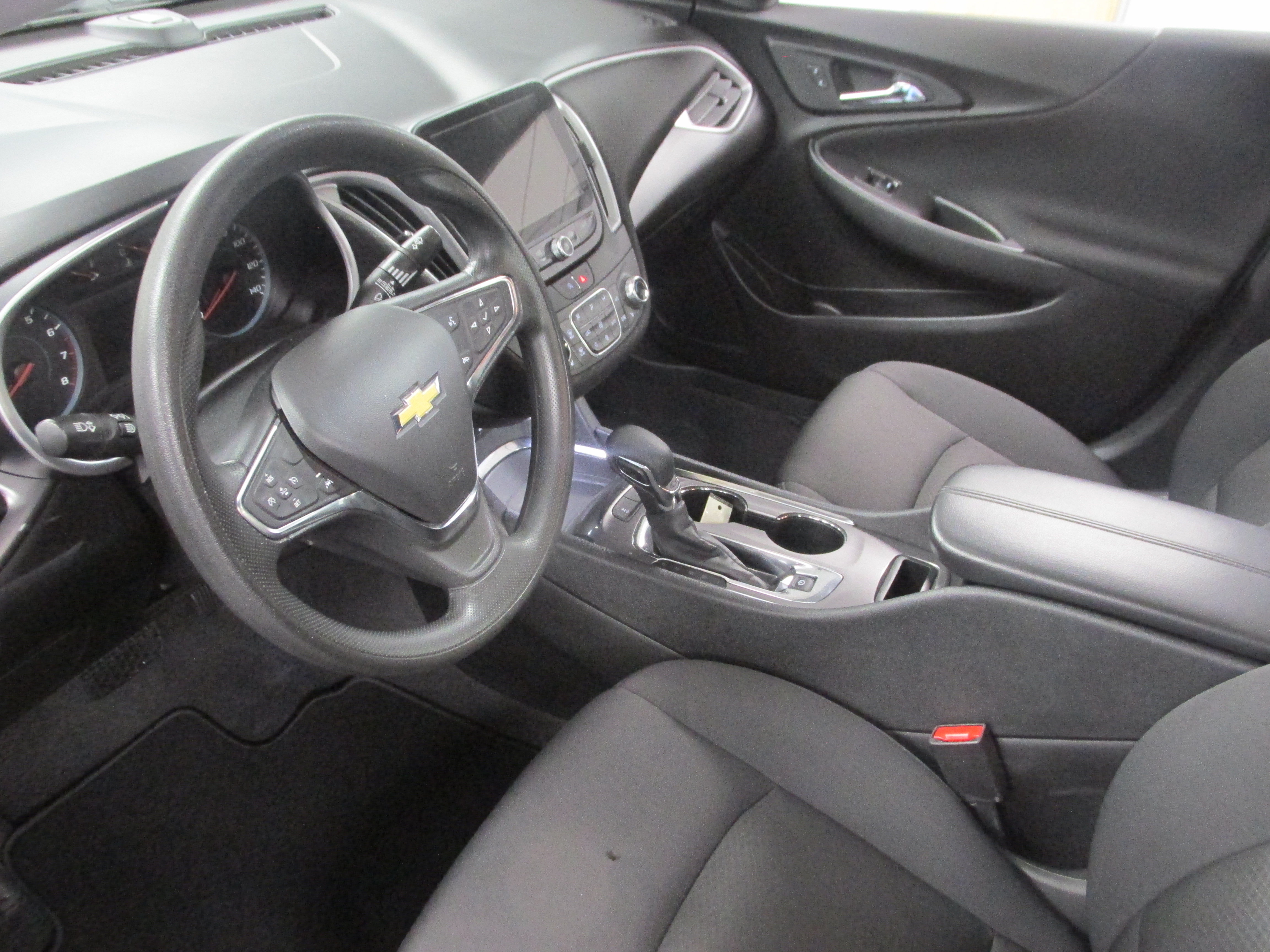 Used 2025 Chevrolet Malibu LT FWD image 22