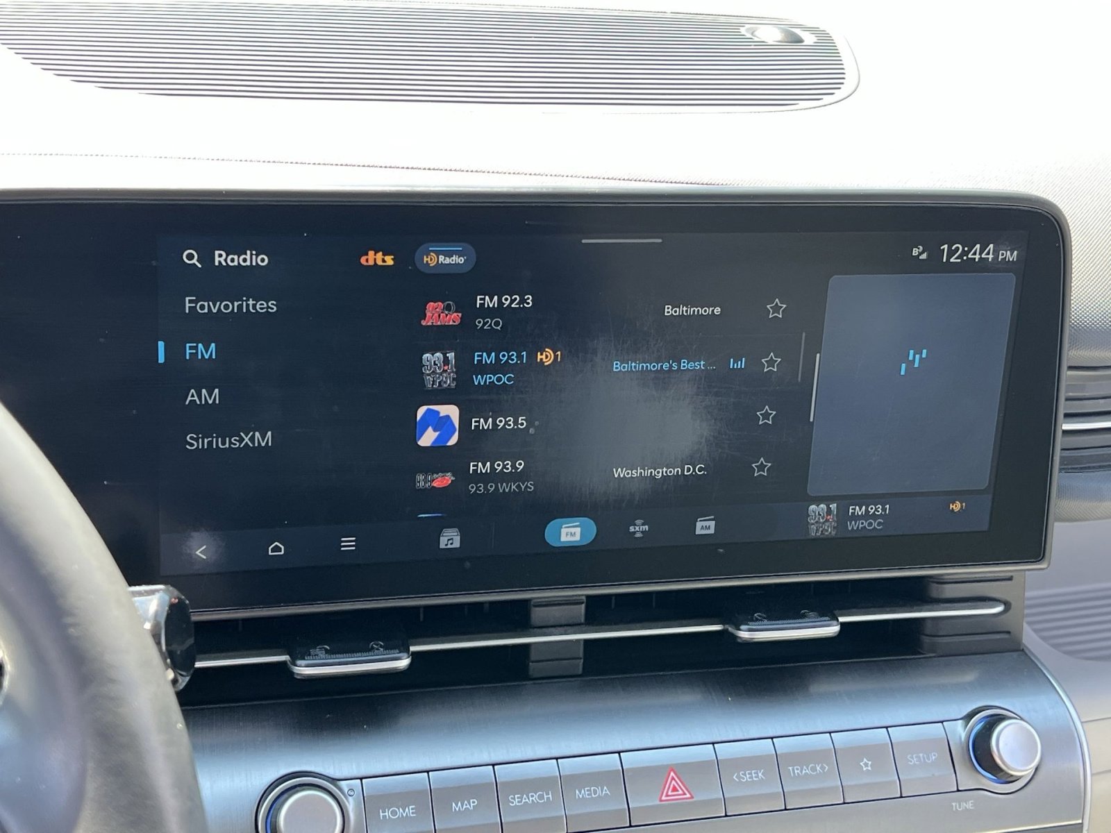 Used 2024 Hyundai Kona Limited AWD/4WD image 26