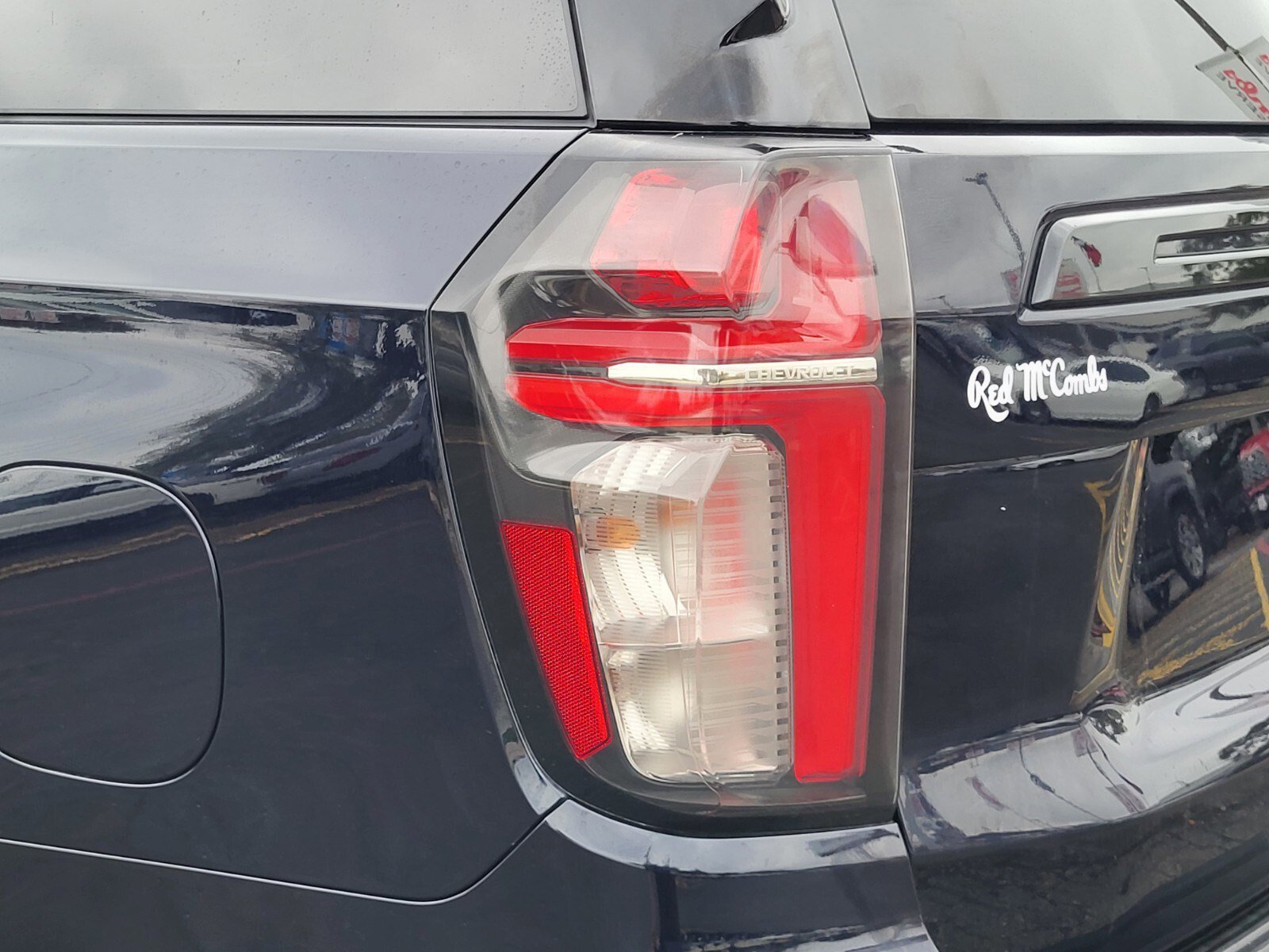 Used 2023 Chevrolet Suburban Z71 w/ Luxury Package image 10