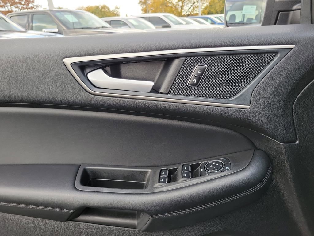 Certified 2024 Ford Edge SEL image 18
