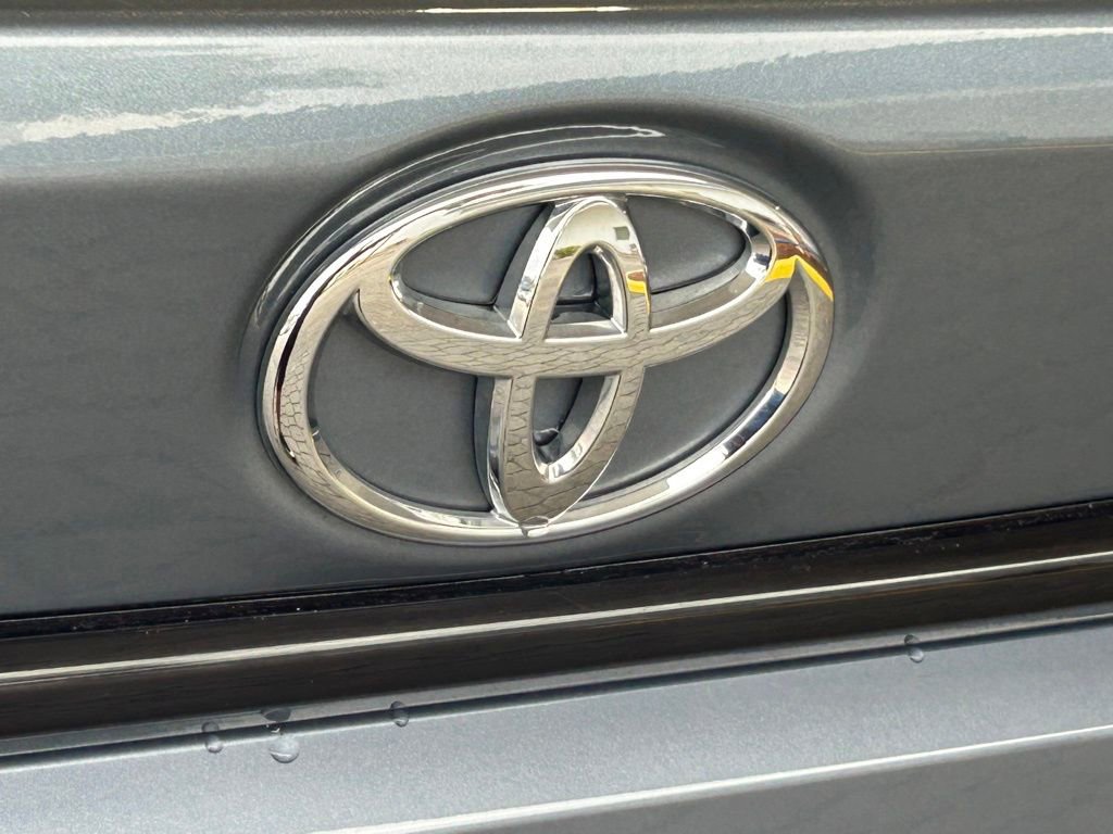 Used 2024 Toyota Corolla LE image 20