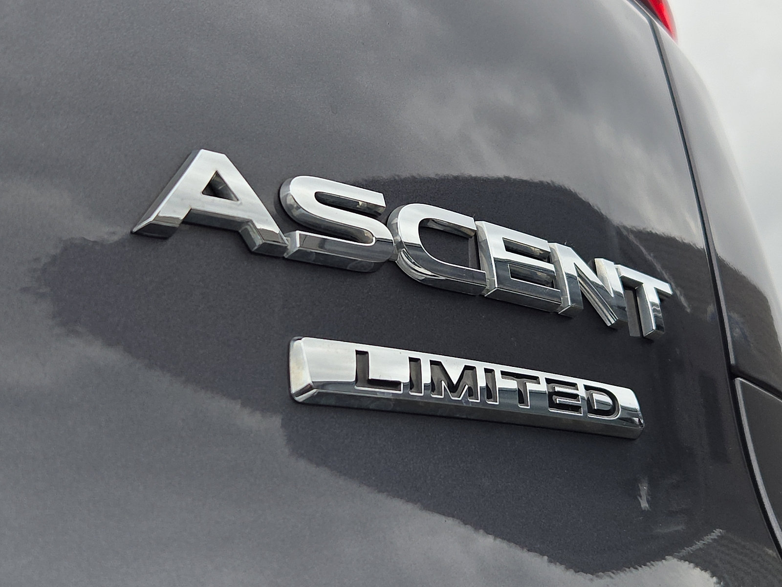 Used 2024 Subaru Ascent Limited w/ Technology Package AWD/4WD image 31