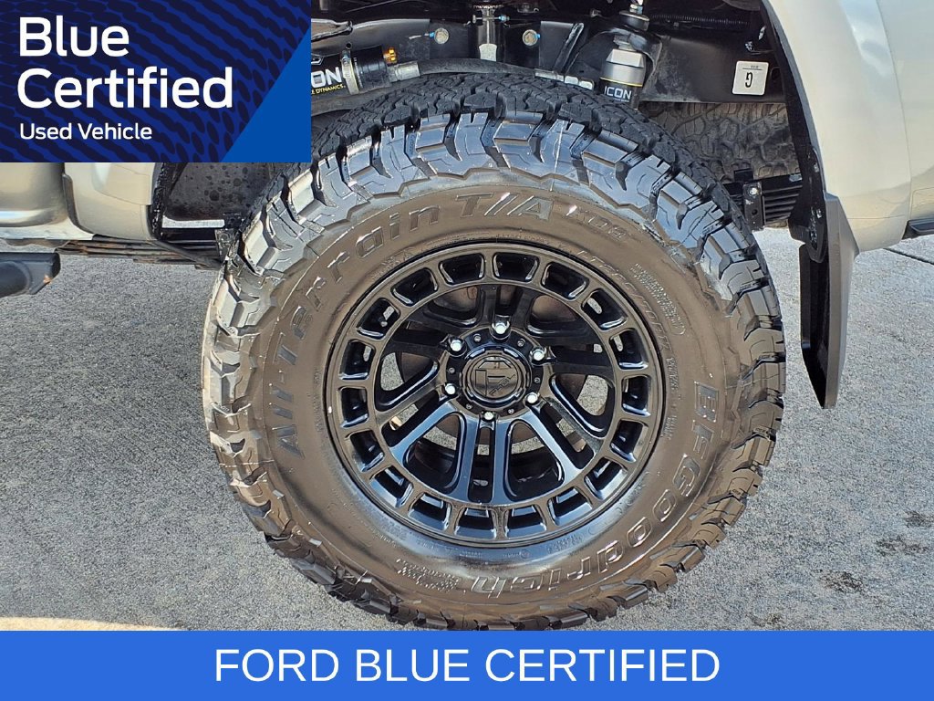 Used 2022 Toyota Tacoma SR5 w/ Technology Package AWD/4WD image 30