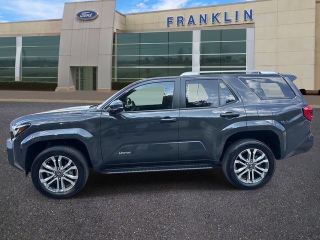 Used 2025 Toyota 4Runner Limited AWD/4WD image 4