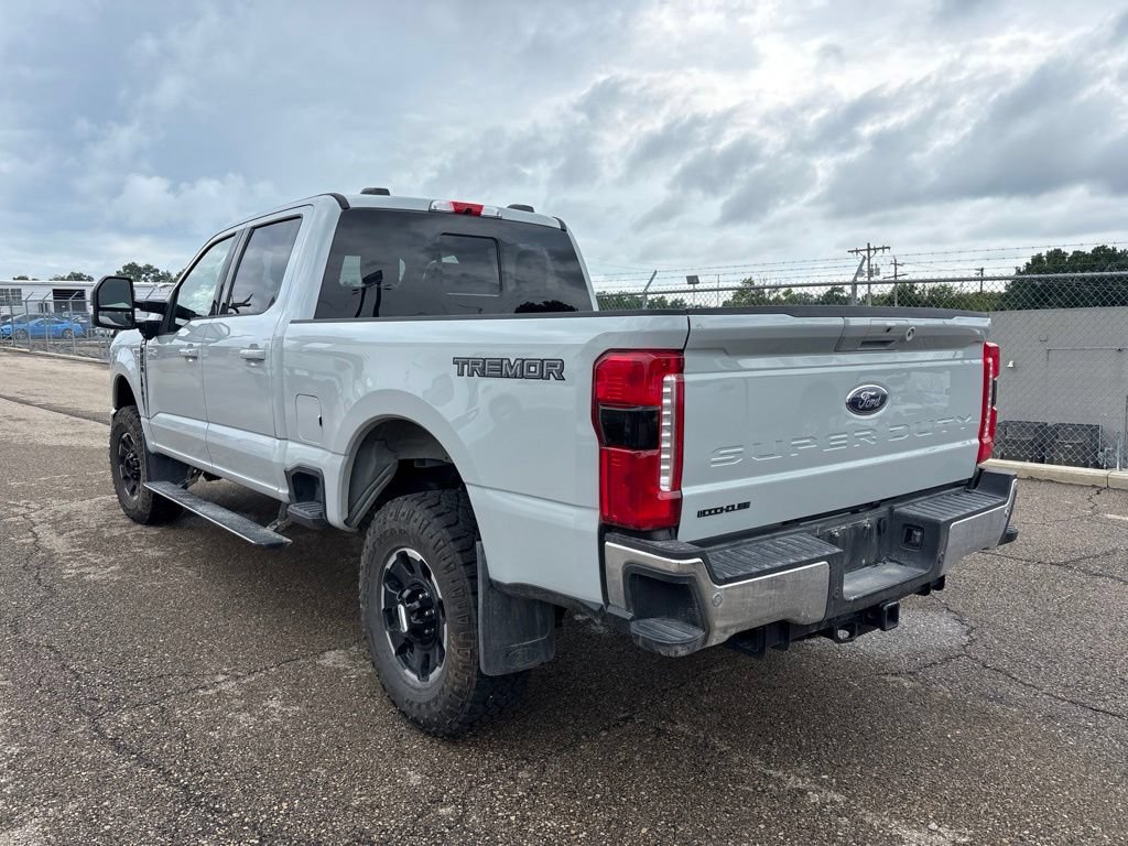 Certified 2025 Ford F250 Lariat w/ Lariat Ultimate Package AWD/4WD image 5