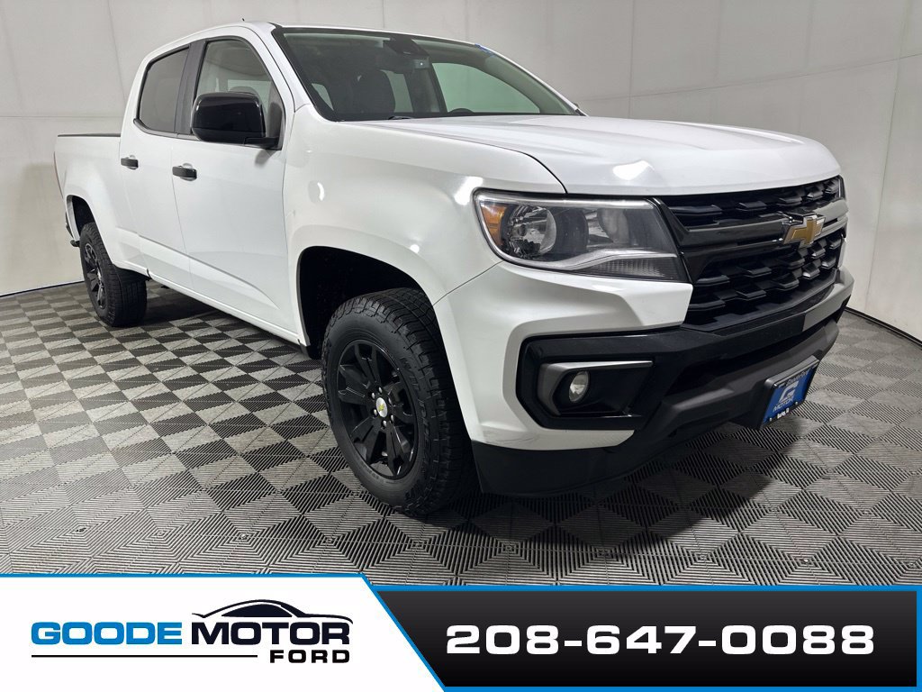 Used 2021 Chevrolet Colorado LT w/ Safety Package AWD/4WD image 2