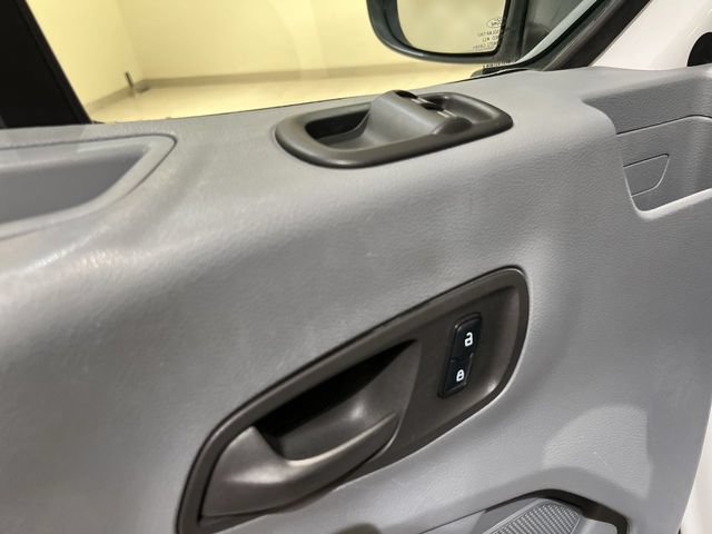 Certified 2018 Ford Transit 350 XLT RWD image 20