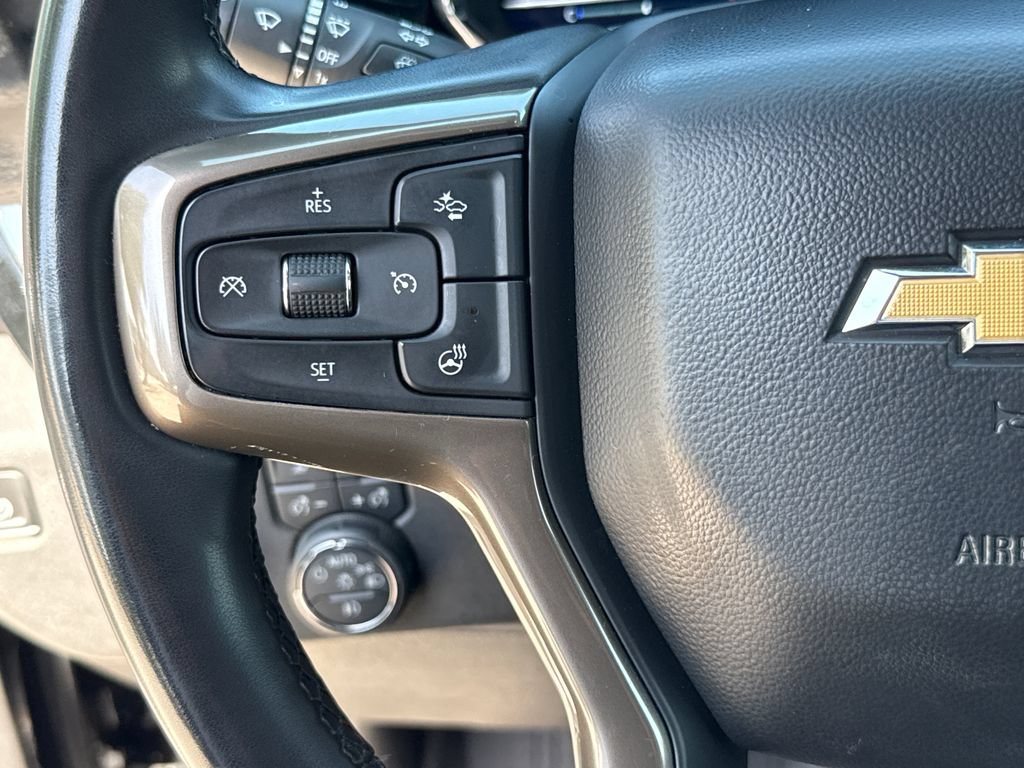 Used 2024 Chevrolet Silverado 2500 High Country w/ Technology Package AWD/4WD image 18