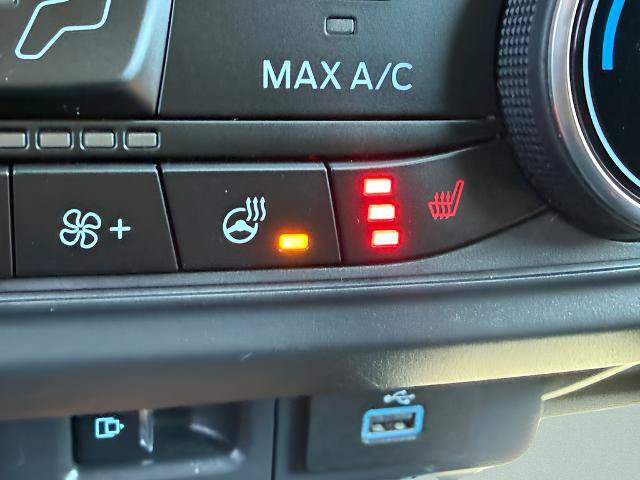 Certified 2024 Ford Maverick Lariat w/ FX4 Off-Road Package AWD/4WD image 12