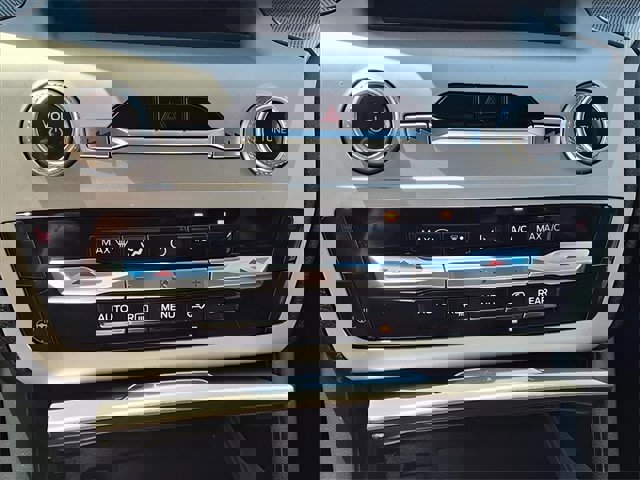 Certified 2024 Ford Explorer XLT w/ Equipment Group 202A image 17