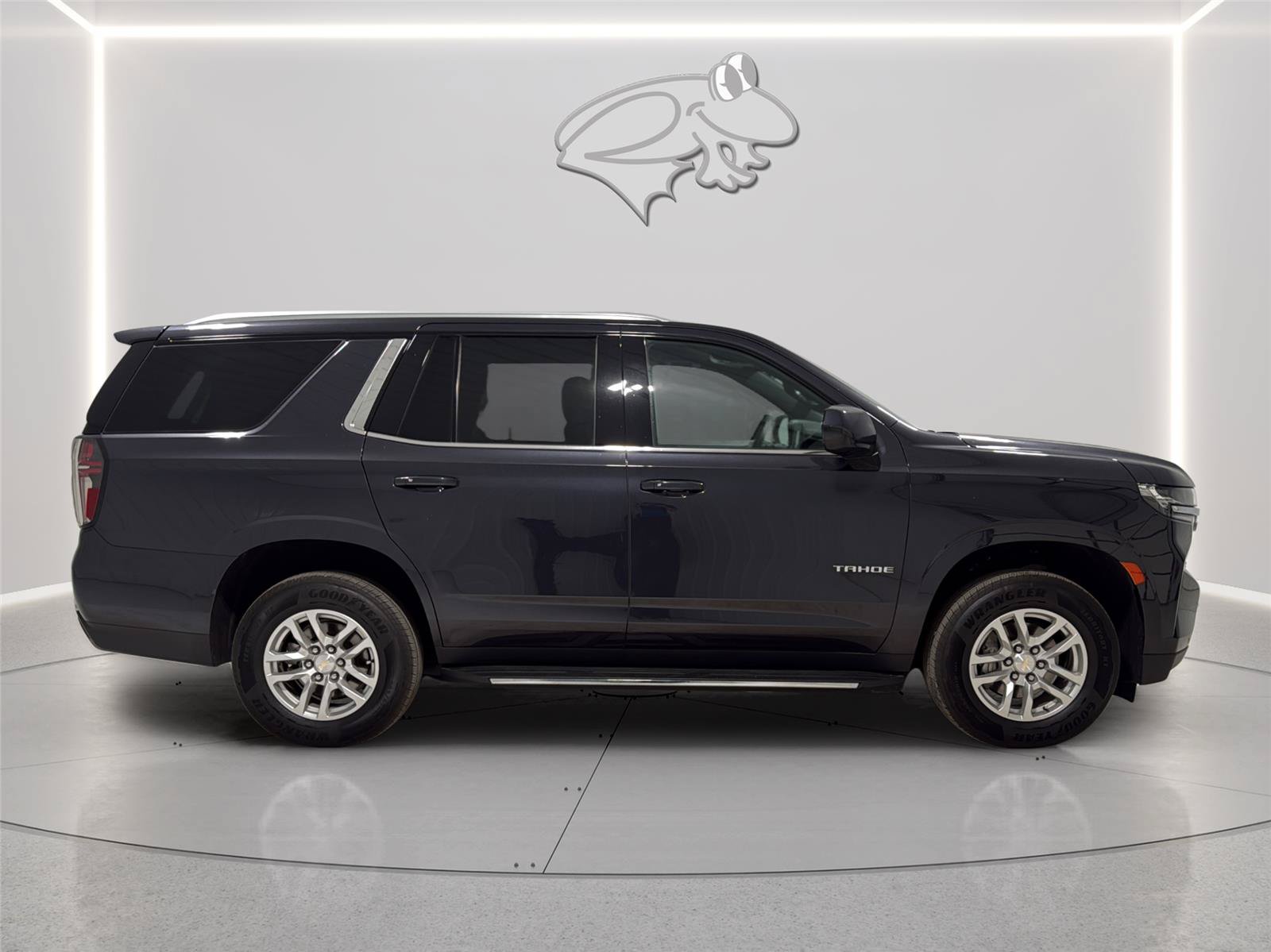 Used 2023 Chevrolet Tahoe LS AWD/4WD image 6