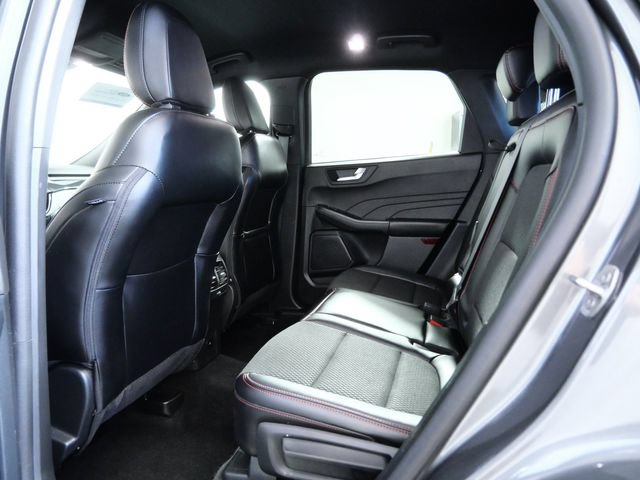 Certified 2025 Ford Escape ST-Line AWD/4WD image 40