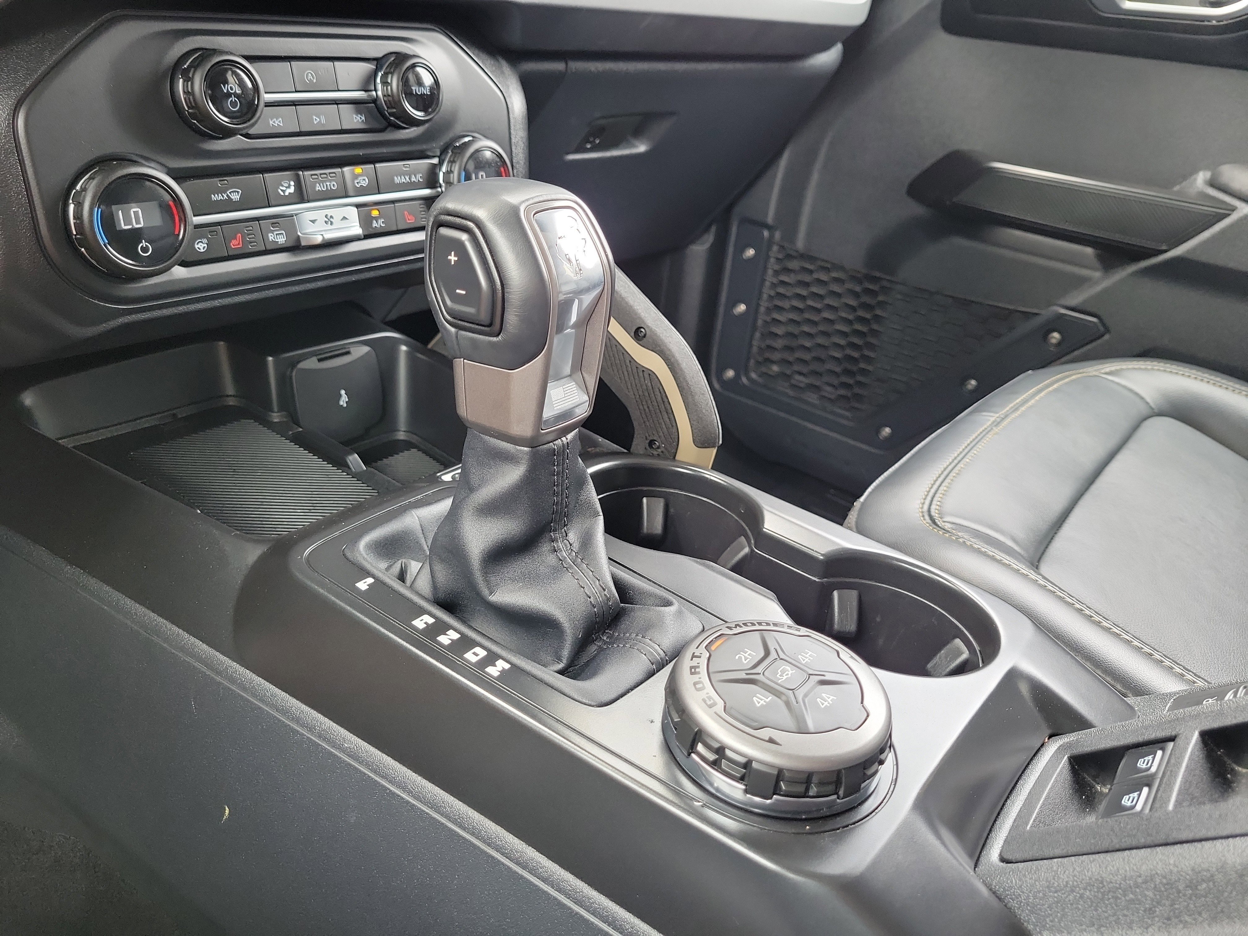 Certified 2025 Ford Bronco Badlands AWD/4WD image 27