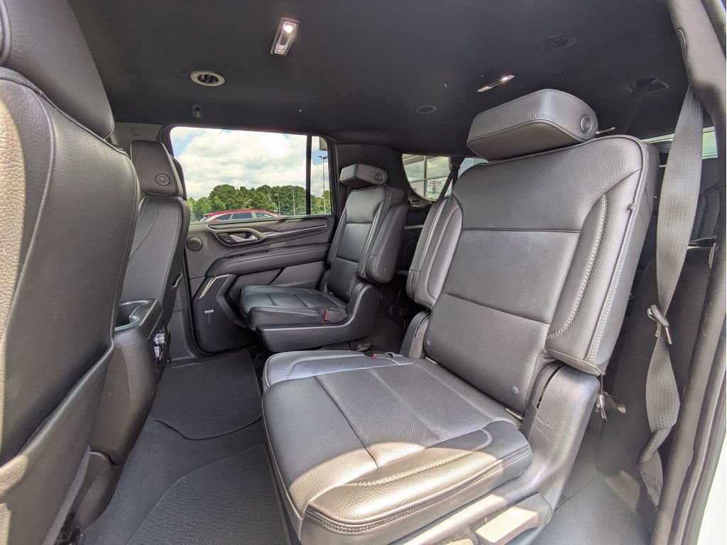 Used 2022 GMC Yukon XL Denali AWD/4WD image 28