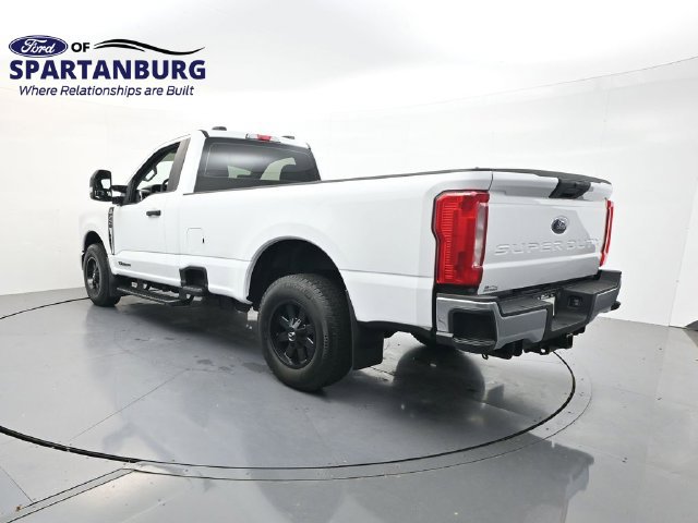 Certified 2026 Ford F250 XL w/ XL Chrome Package RWD image 5