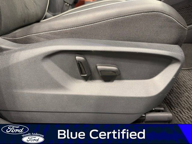 Used 2024 Volkswagen Tiguan SEL R-Line image 31