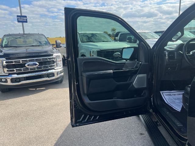 Certified 2022 Ford F150 Platinum w/ Equipment Group 701A High image 16