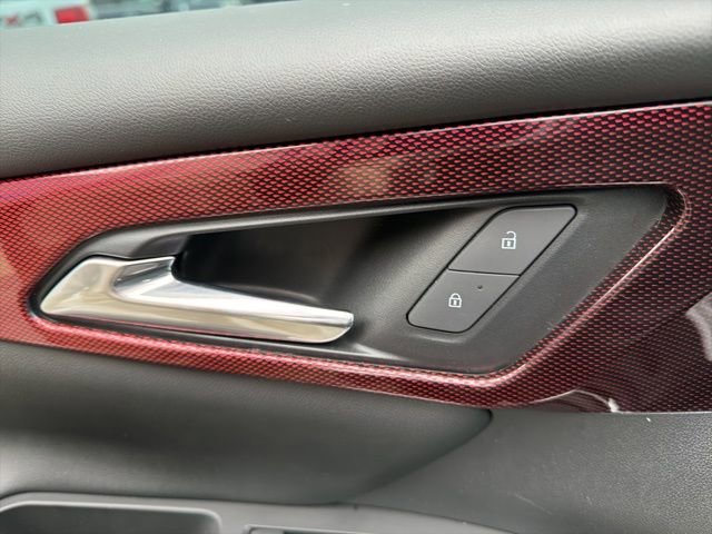 Used 2024 Chevrolet Traverse Z71 w/ LPO, Floor Liner Package image 24