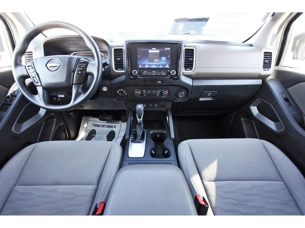 Used 2022 Nissan Frontier SV w/ Technology Package image 11
