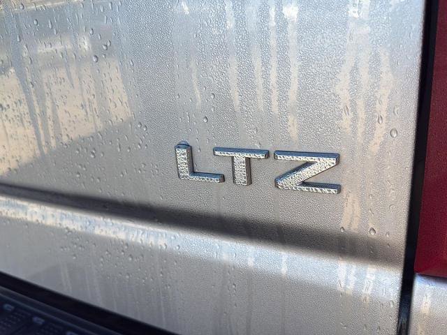 Used 2025 Chevrolet Silverado 3500 LTZ w/ LTZ Plus Package image 12