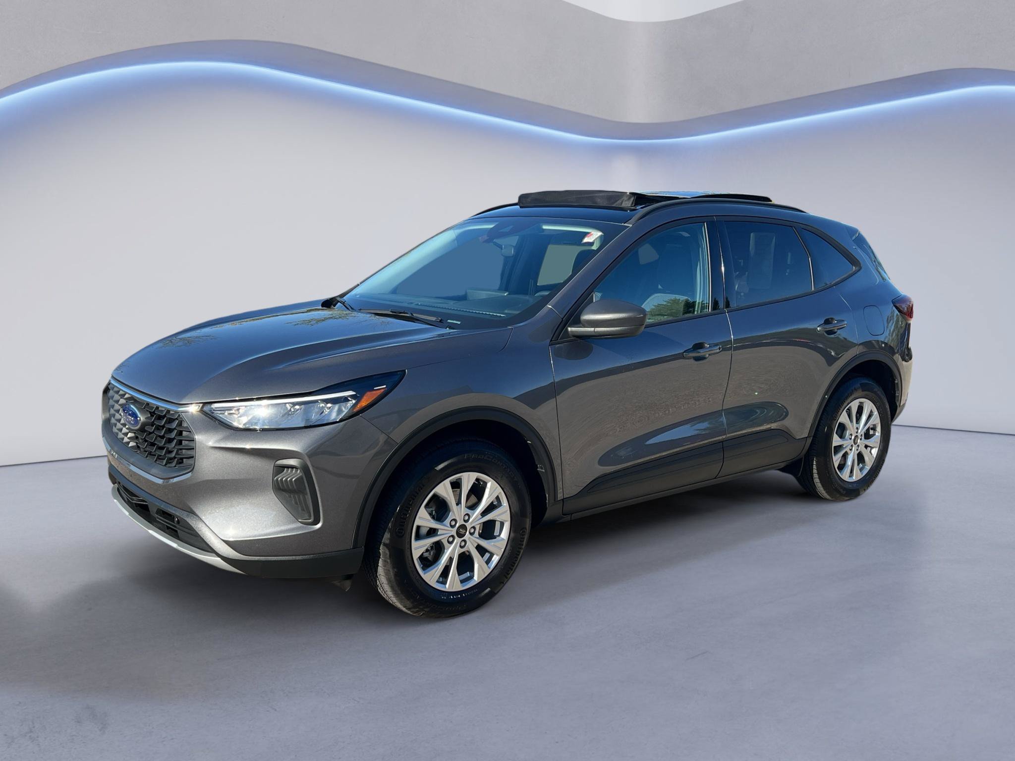 Certified 2025 Ford Escape Active w/ Active Premium Tech Pack AWD/4WD image 3