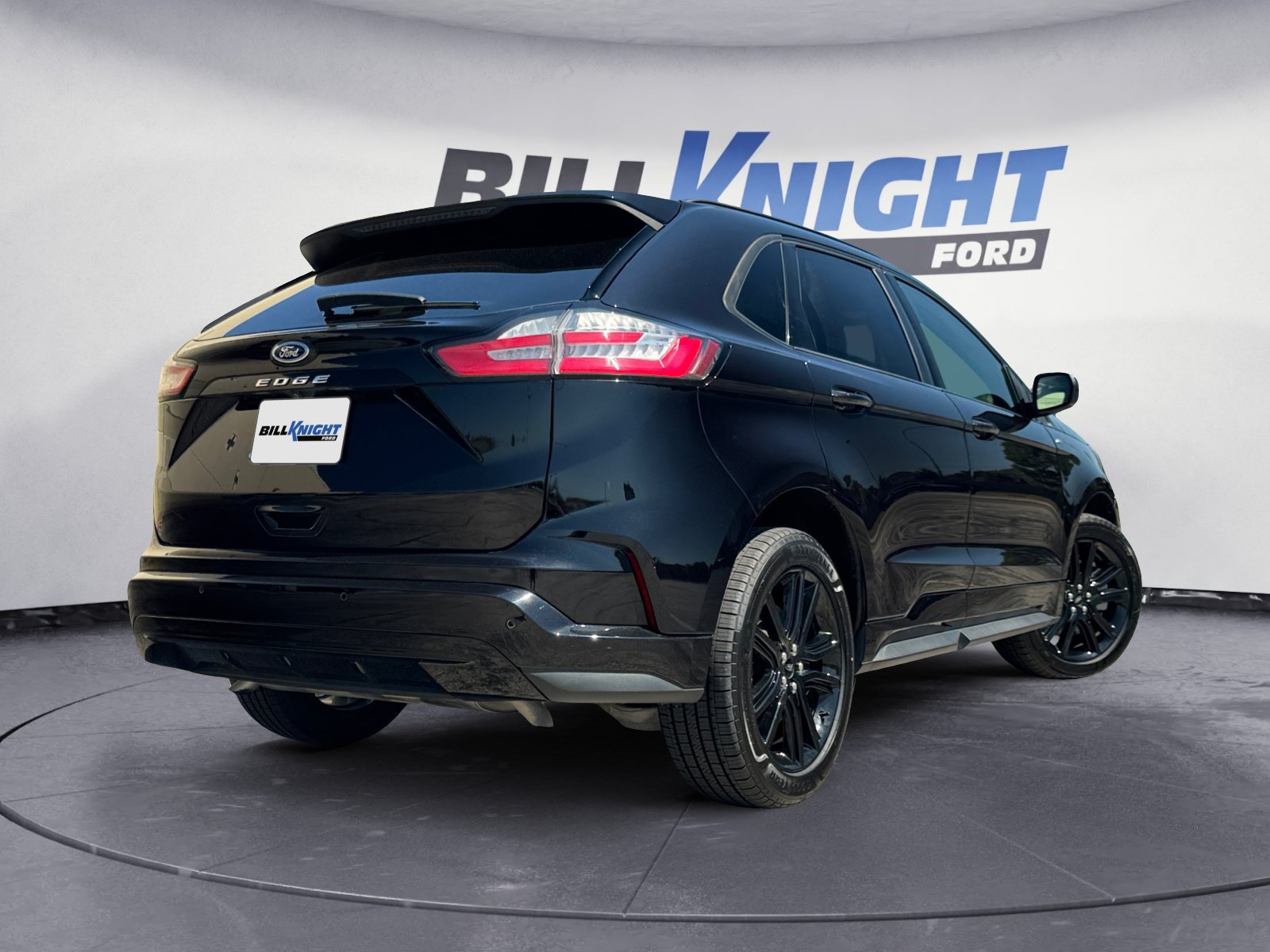 Certified 2024 Ford Edge ST-Line AWD/4WD image 5