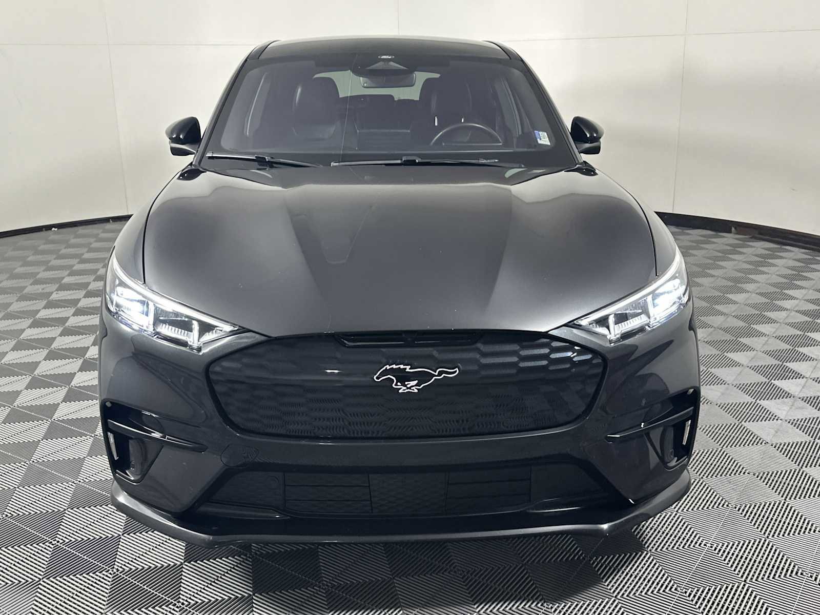 Certified 2022 Ford Mustang Mach-E GT image 6