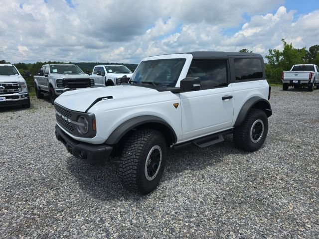 Certified 2023 Ford Bronco Badlands AWD/4WD image 3