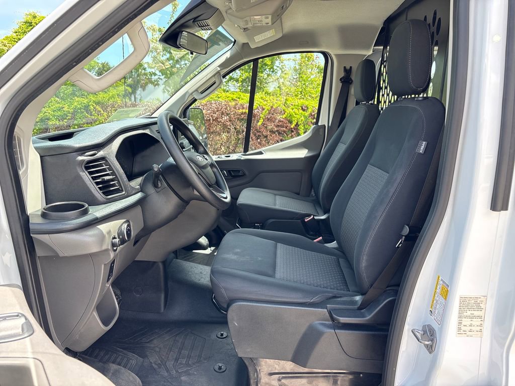 Certified 2025 Ford Transit 250 Low Roof w/ Exterior Upgrade Package RWD image 28