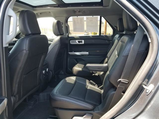 Certified 2023 Ford Explorer Limited w/ Equipment Group 301A AWD/4WD image 16