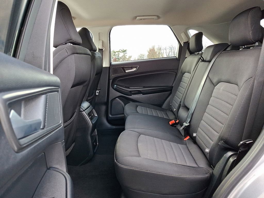 Certified 2022 Ford Edge SE image 10