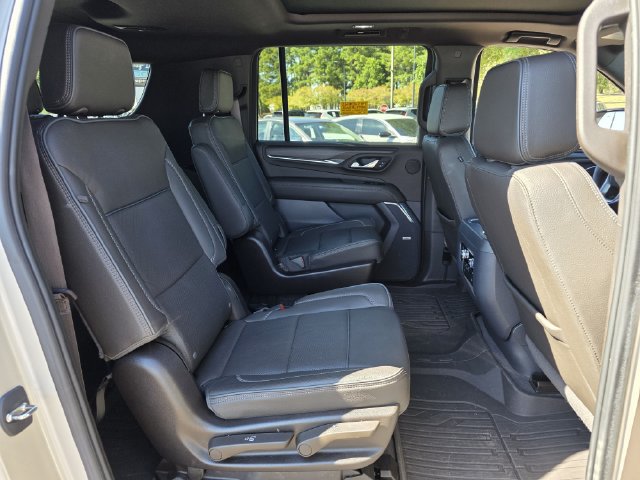 Used 2023 GMC Yukon XL Denali w/ LPO, Floor Liner Package RWD image 33