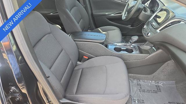 Used 2025 Chevrolet Malibu LT FWD image 21