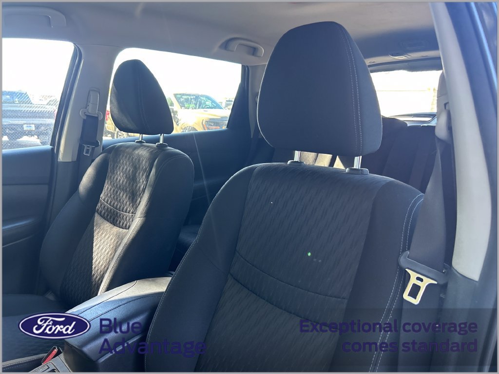 Used 2018 Nissan Rogue SV FWD image 11