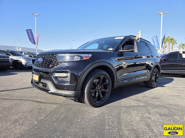 Certified 2023 Ford Explorer ST w/ Equipment Group 401A AWD/4WD image 3